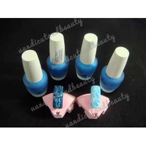 ยาทาเล็บสีแตกเบอร์075 สีฟ้า